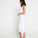 38923_1White_Sleeveless3ButtonDress_257264x5_191ef5e4-ab19-4b5c-97ad-9f5688549175.webp