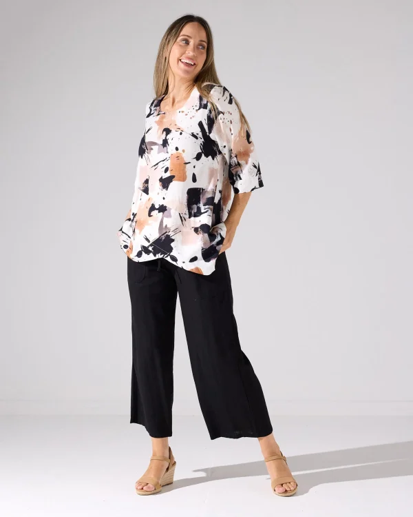 6032_Abstract_Top_1SQ1copy_Aiko_linen_pants_black_6036.webp