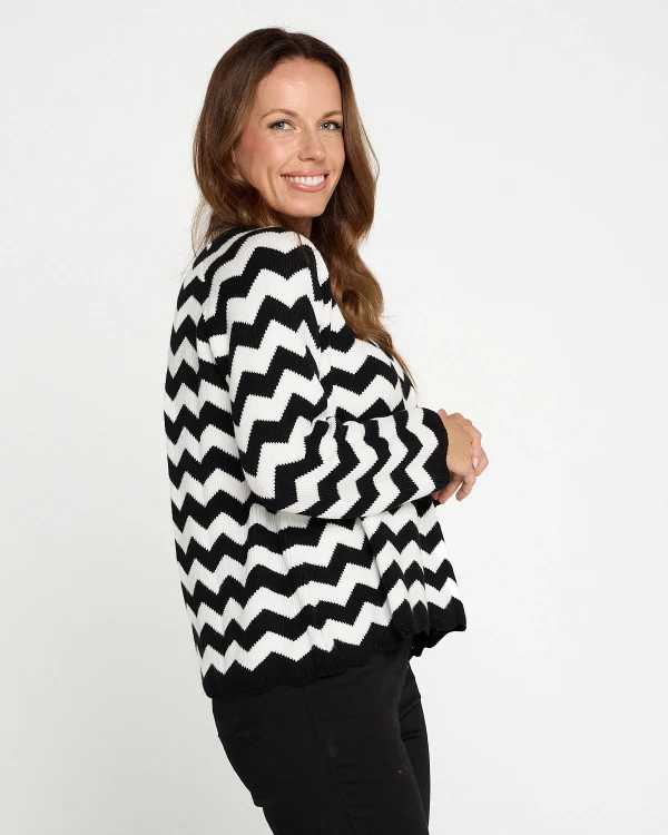 7799702_Marrakesh_jumper_black_cream_41674x5product-social.webp