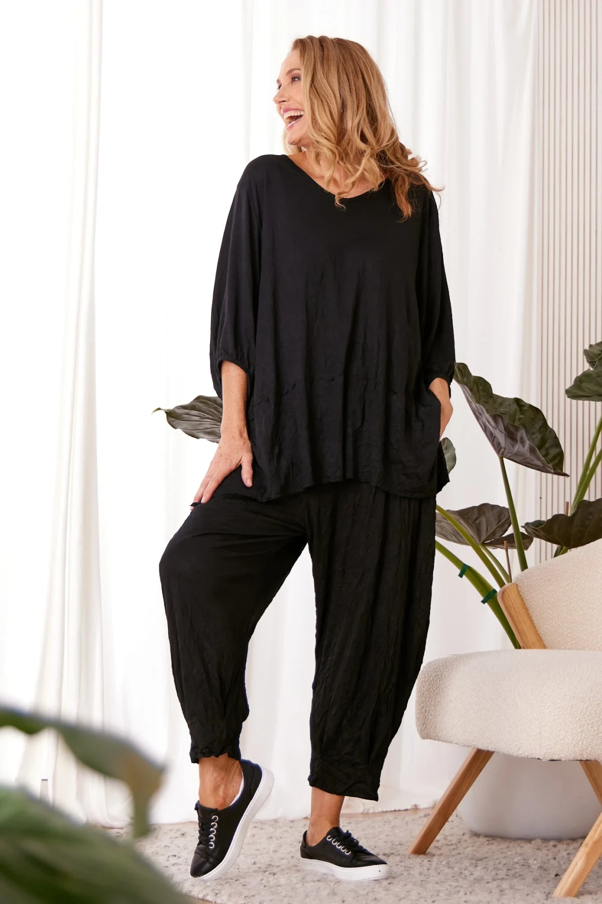 7986_black_panel_top_12405_4b62153b-0959-4960-8dd9-cd8b0b01c91c.webp