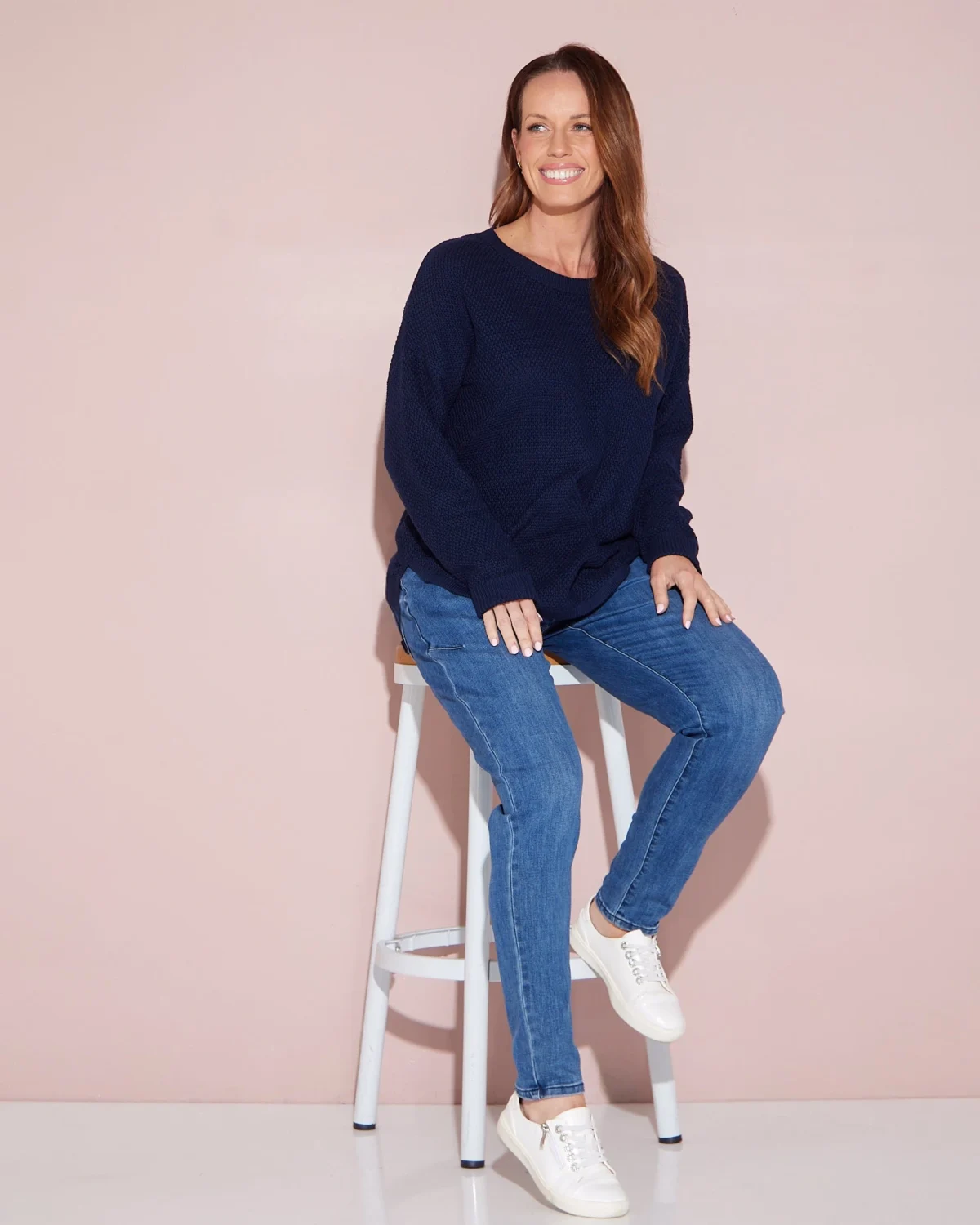 Brenda_Waffle_knit_Navy_SN0161_06384_Red_Reshoot_0768.webp