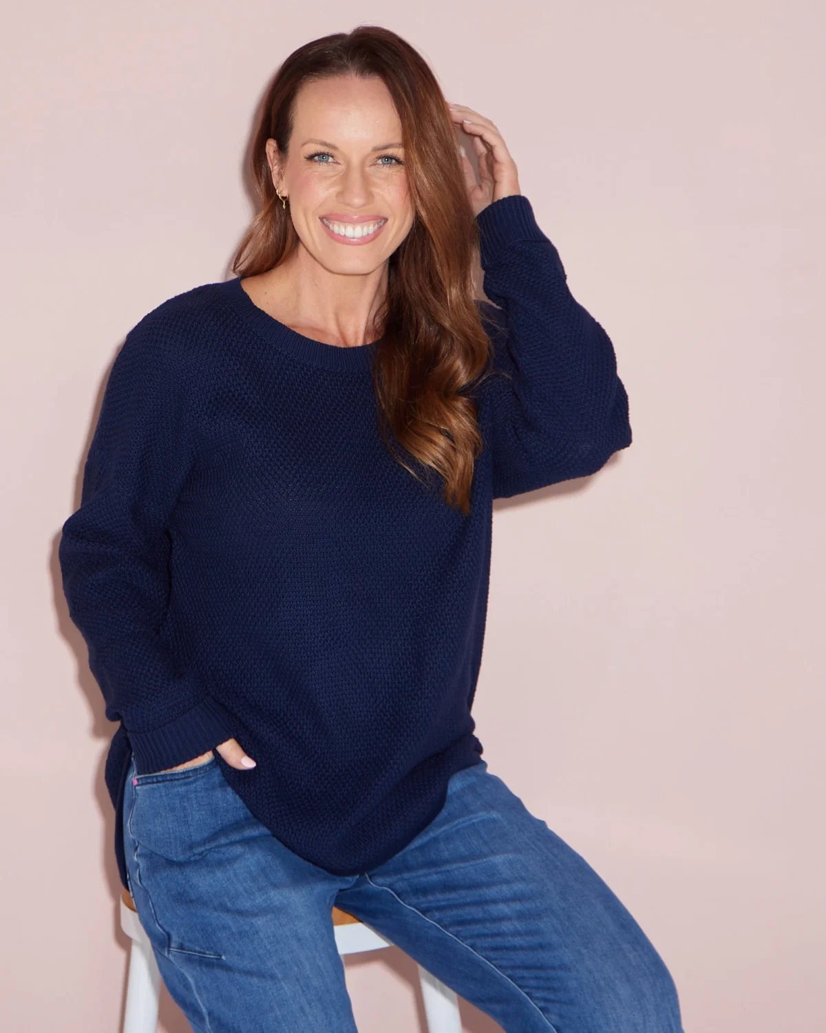 Brenda_Waffle_knit_Navy_SN0161_06384_Red_Reshoot_0769.webp