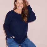 Brenda_Waffle_knit_Navy_SN0161_06384_Red_Reshoot_0769.webp