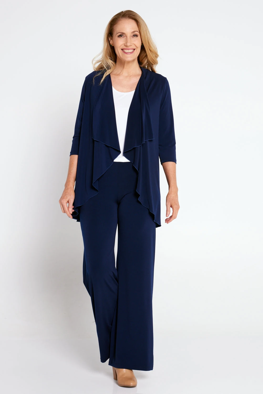 Chelsea_jacket_navy_long_lined_jacket_T2965_navy_pants_5500_0744.webp