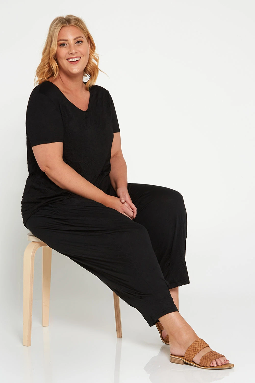 Jackie_Ladies_Top_Black_7798_Alisha_Ladies_Pants_Black_7718_0722SQsquare.webp