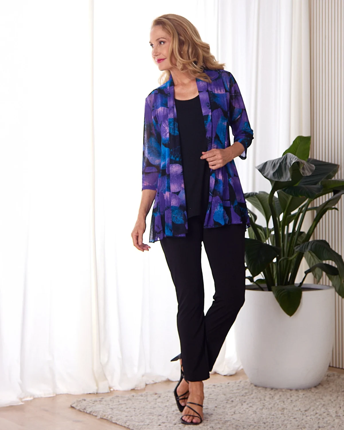 Lexie_Easy_Fit_Jacket_Purple_Blue_Aisle2_V45_46_01590_15849_carolyn.webp