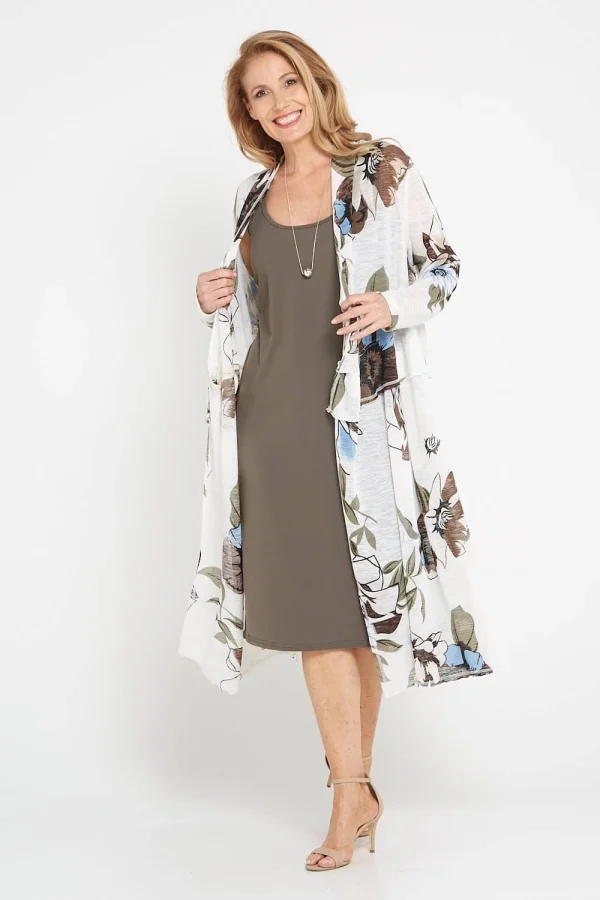 Maxi_cardi_sage_kcCJ24780_1223_cb4ddd4d-6d72-4fd5-89b7-3b79d4f9da8e-sw.webp
