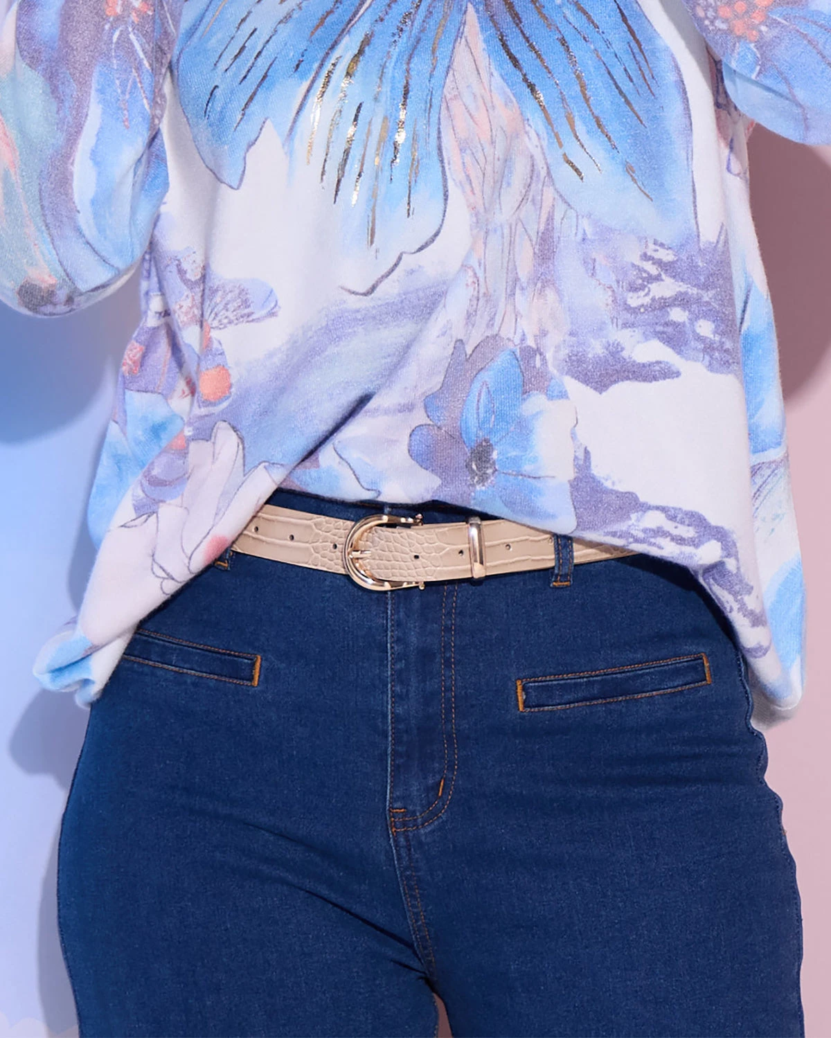 Metal_Buckle_Croc_Jeans_Belt_-_Camel_Gold_ABD-1726_ABD1726_Print_Knit-Flower_G351__2_SQ_copy_2.webp