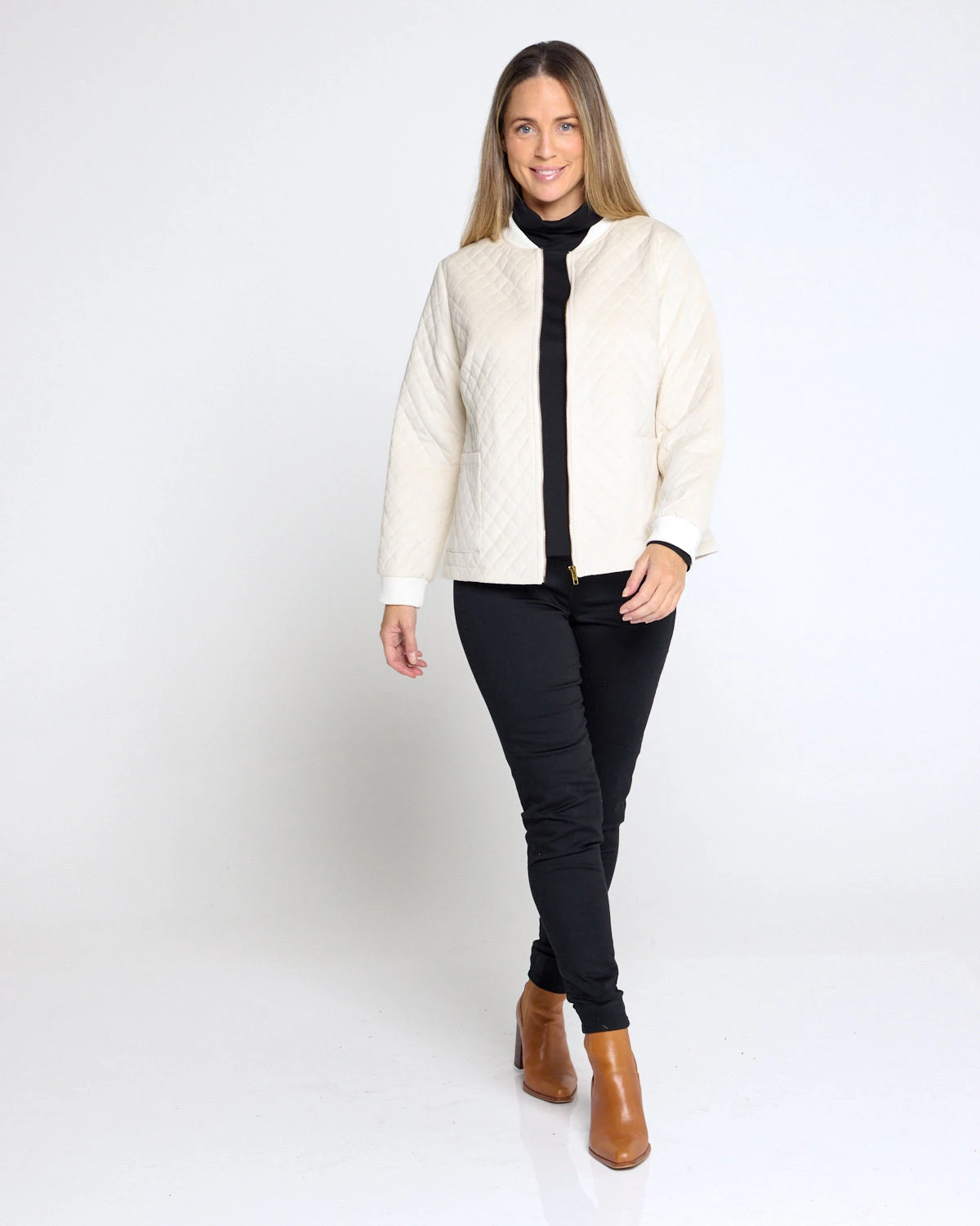 Quilted_faux_suede_jacket_ULJ31174_Oatmeal_ULS30761_Just_Drill_Skirt_Milk_28554x5product-social-2.webp