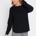 SNO161_61_black_Brenda_knit_2483_Carolyn.webp