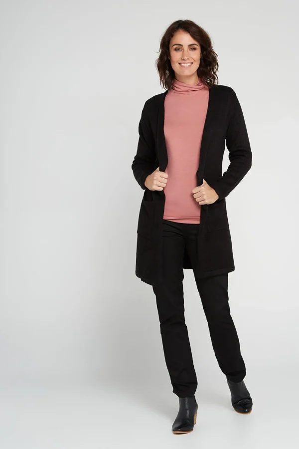 Salima_cardigan_womens_knitwear_W903_black_17Mar_4551.webp
