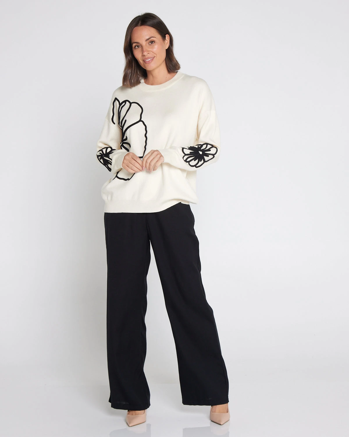 UCK31195_Ivory_Floral_Knit_P6245K_Black_Wide_Leg_Pant_4888.webp