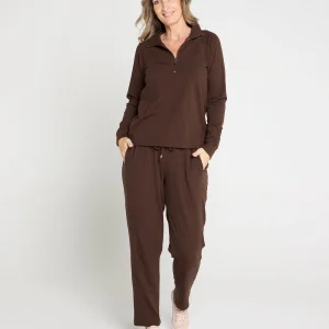 UCT31144_Chocolate_Weekend_COWL_Top_UCP31139_Chocolate_Weekend_Life_Pant_05674x5product-social_5a7aacec-e25f-4ff4-bf74-3461a05423de.webp