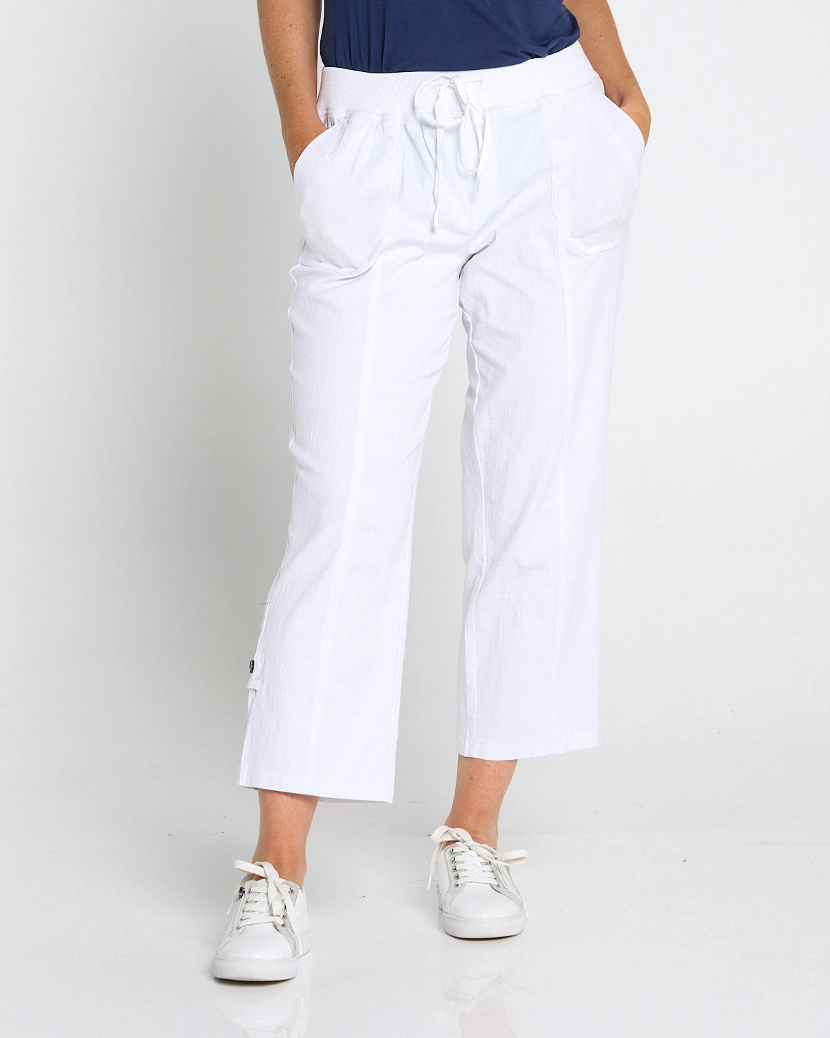 ULT31729TARIN_3_4_Sleeve_Top_Navy_36328_White_Cargo_Pant_Petite_176194x5product-social-2.webp