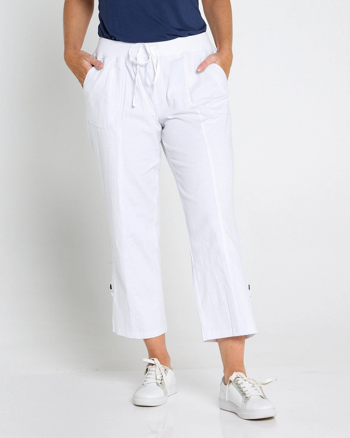 ULT31729TARIN_3_4_Sleeve_Top_Navy_36328_White_Cargo_Pant_Petite_176244x5product-social-2.webp