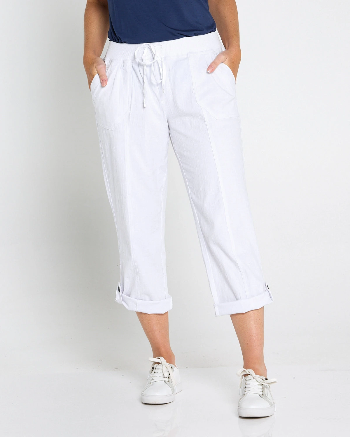 ULT31729TARIN_3_4_Sleeve_Top_Navy_36328_White_Cargo_Pant_Petite_176364x5product-social-2.webp