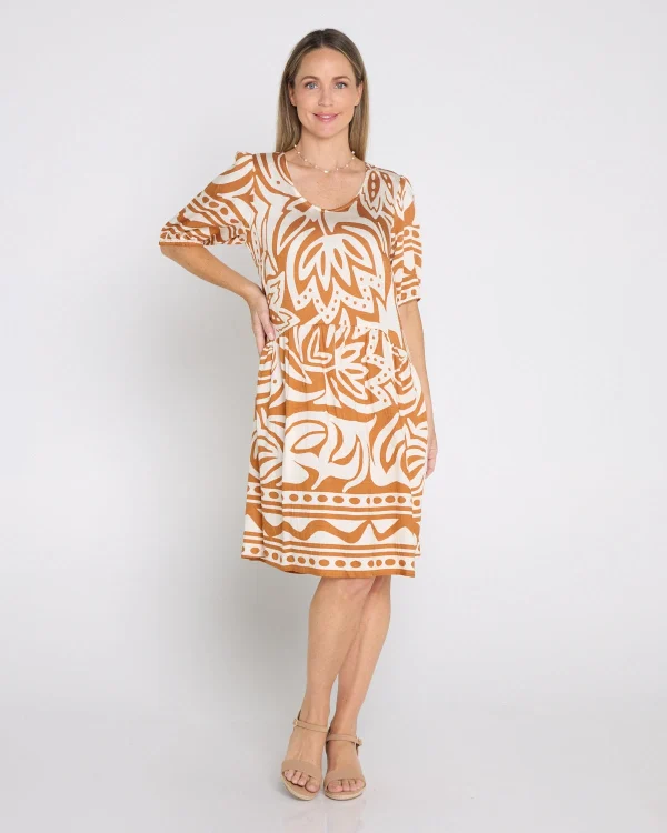 VCD31983_Shift_Dress_Beige_0773.webp