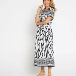 VLD31970_Border_Dress_Navy_271414x5_b6c6d2b5-18d1-4792-a37b-9e513600bfa6.webp