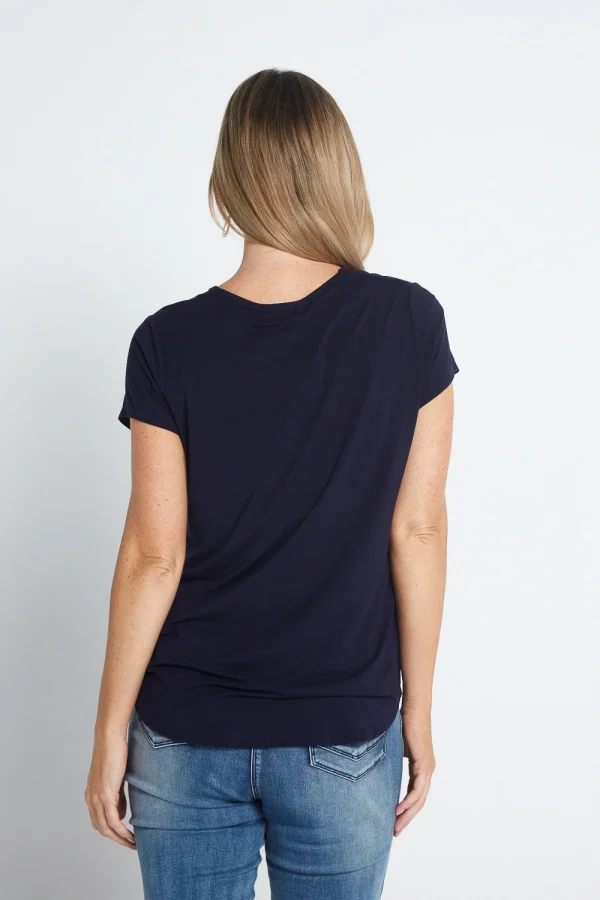 myra_130722_bamboo_tee_dark_navy_1589-2.webp